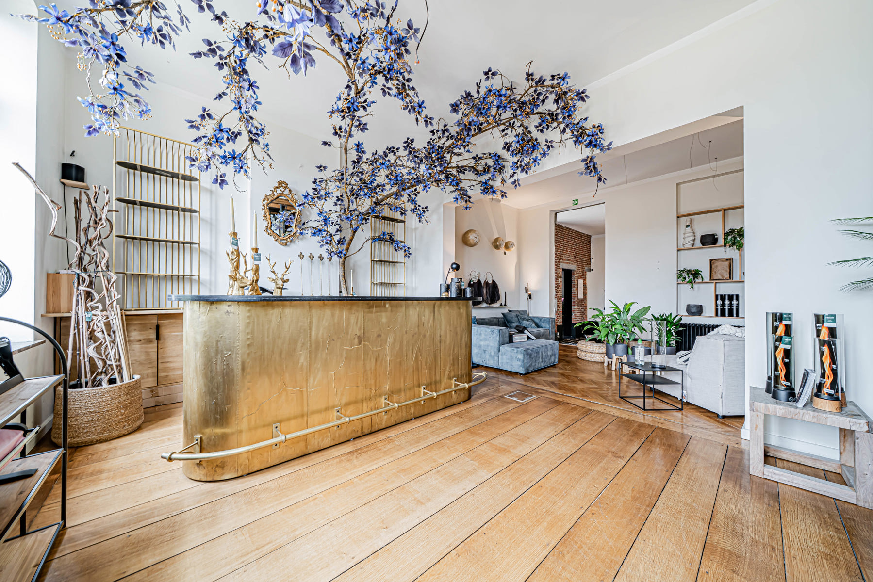 Annexe commerciale, salon de coiffure